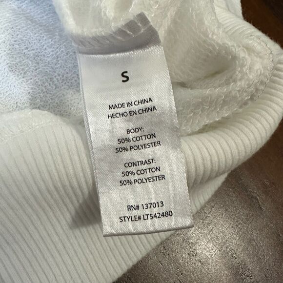 WILDFOX Getting Acquainted Sommers Sweatshirt Vanilla Graphic Print NWT - Picture 9 of 12